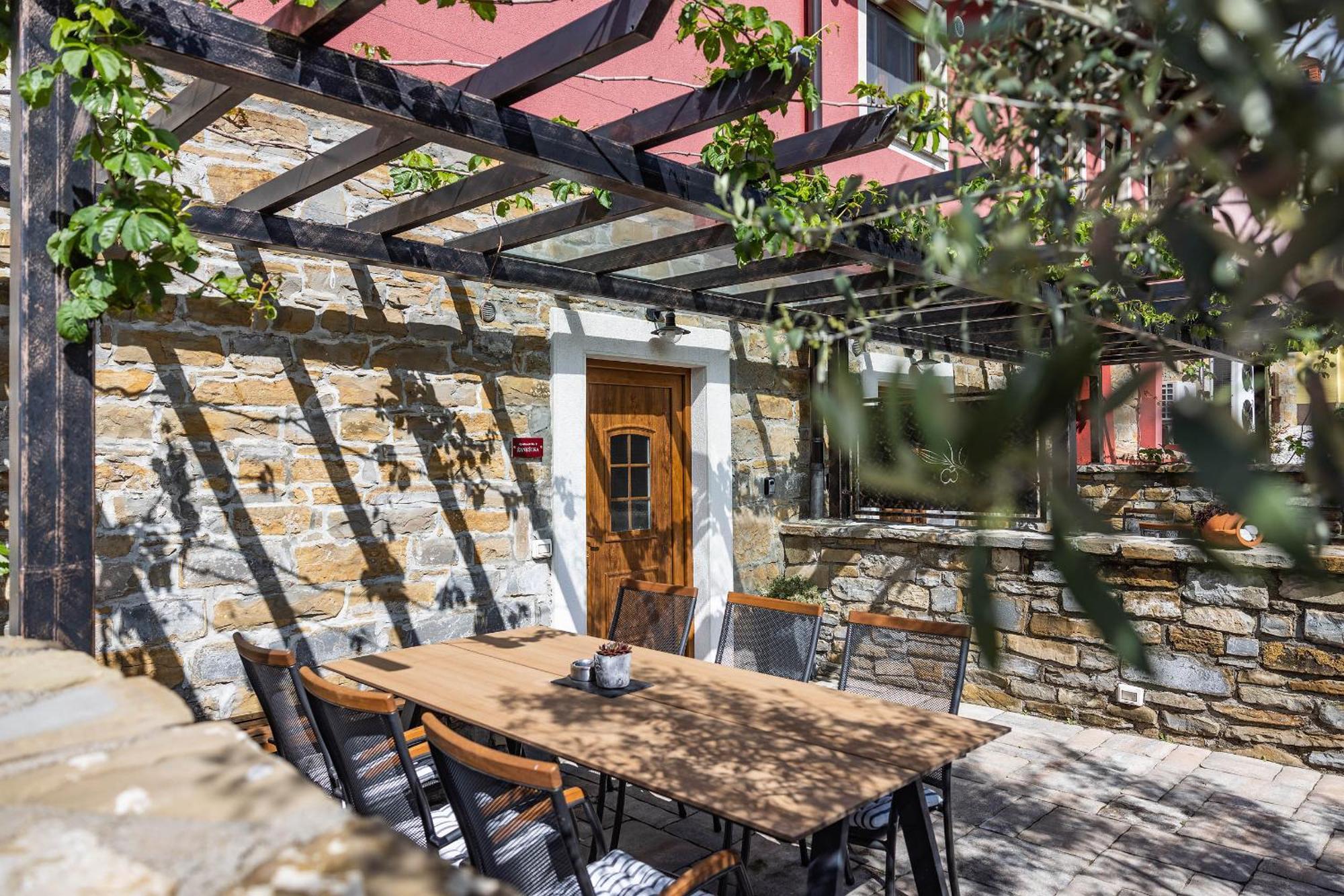 Touristfarm - Apartments "Red Fairytale" Marezige Pokój zdjęcie